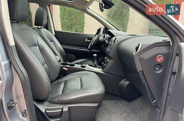 Внедорожник / Кроссовер Nissan Qashqai 2011 в 
