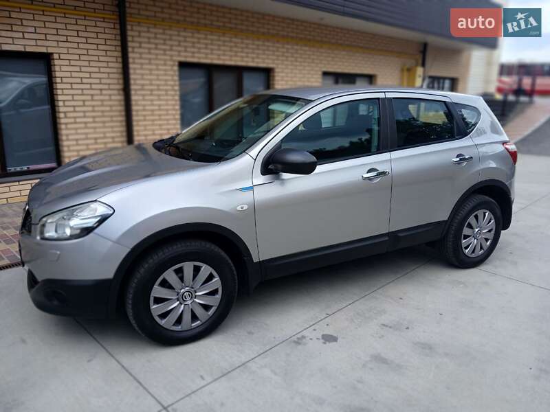 Nissan Qashqai 2012