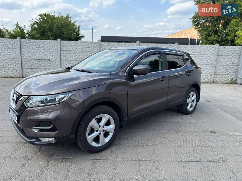 Внедорожник / Кроссовер Nissan Qashqai 2018 в Александрие