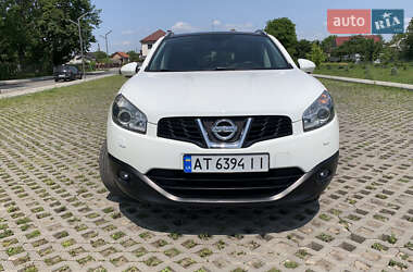 Внедорожник / Кроссовер Nissan Qashqai 2012 в 