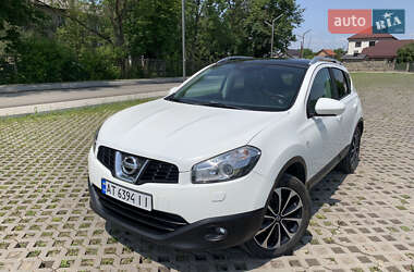 Внедорожник / Кроссовер Nissan Qashqai 2012 в 