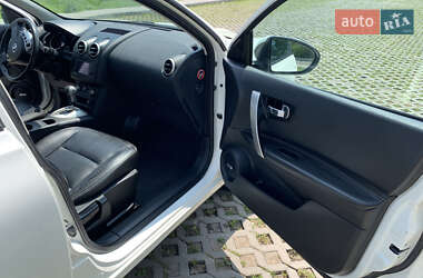 Внедорожник / Кроссовер Nissan Qashqai 2012 в 
