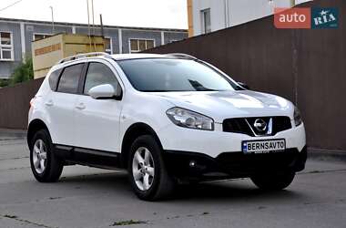 Внедорожник / Кроссовер Nissan Qashqai 2010 в Львове