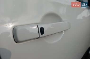 Внедорожник / Кроссовер Nissan Qashqai 2011 в 