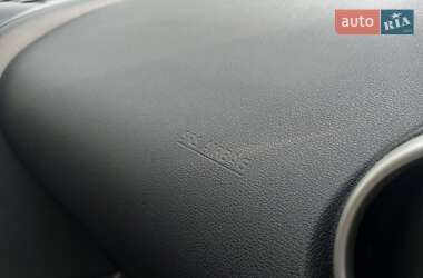 Внедорожник / Кроссовер Nissan Qashqai 2011 в 
