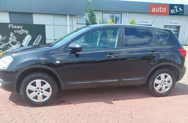 Внедорожник / Кроссовер Nissan Qashqai 2009 в 