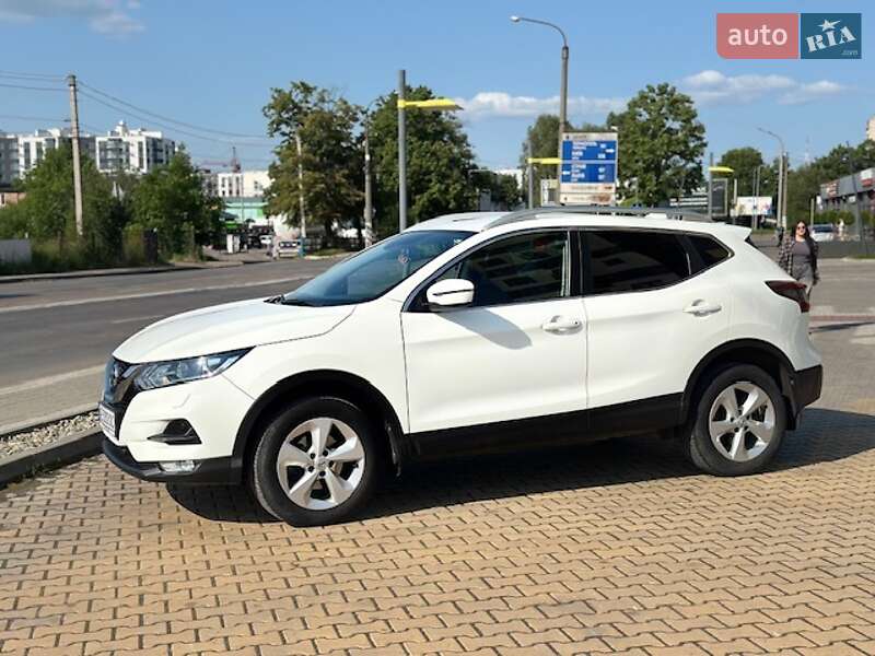 Внедорожник / Кроссовер Nissan Qashqai 2020 в Ивано-Франковске