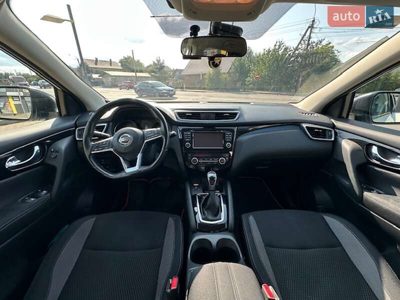 Внедорожник / Кроссовер Nissan Qashqai 2020 в Ивано-Франковске