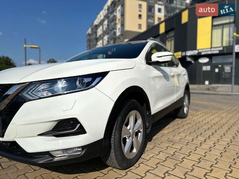 Внедорожник / Кроссовер Nissan Qashqai 2020 в Ивано-Франковске
