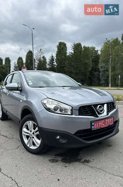 Внедорожник / Кроссовер Nissan Qashqai 2010 в Миргороде