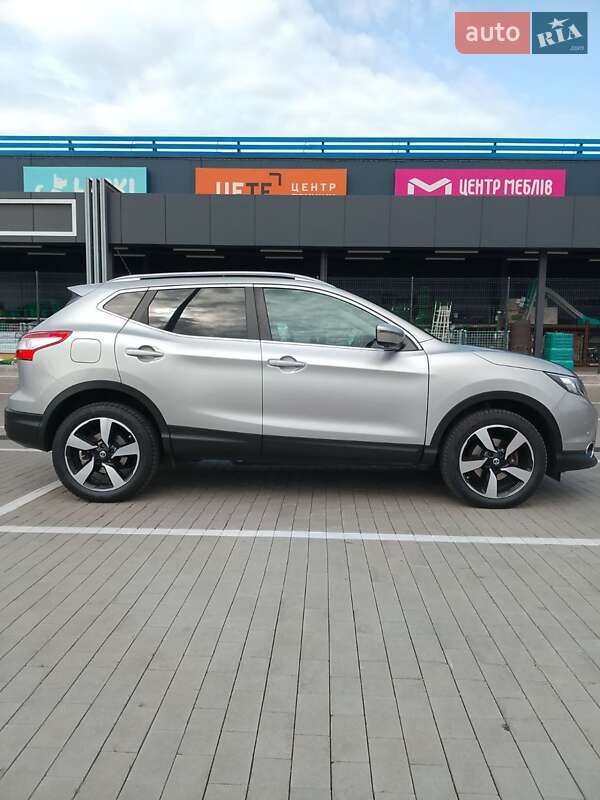 Nissan Qashqai 2015