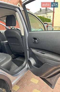 Внедорожник / Кроссовер Nissan Qashqai 2010 в 