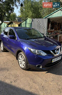 Позашляховик / Кросовер Nissan Qashqai 2014 в Києві