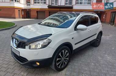 Внедорожник / Кроссовер Nissan Qashqai 2010 в Ивано-Франковске