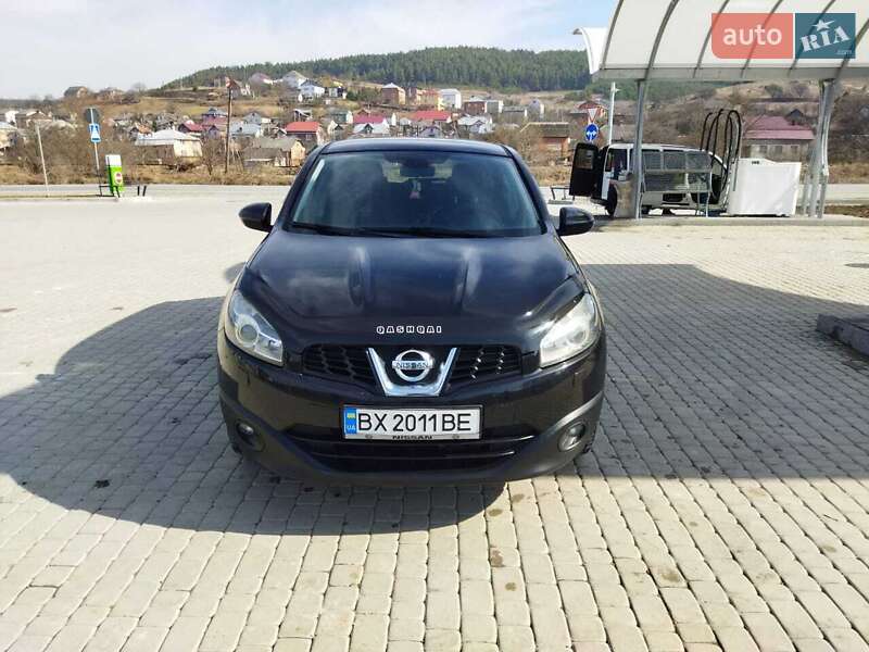 Внедорожник / Кроссовер Nissan Qashqai 2010 в Хмельницком