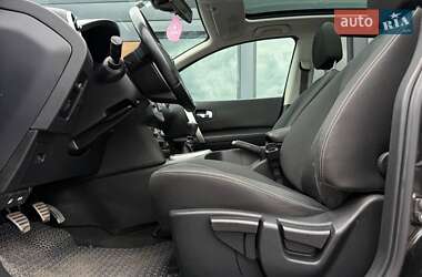 Внедорожник / Кроссовер Nissan Qashqai 2011 в 