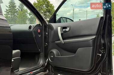 Внедорожник / Кроссовер Nissan Qashqai 2011 в 