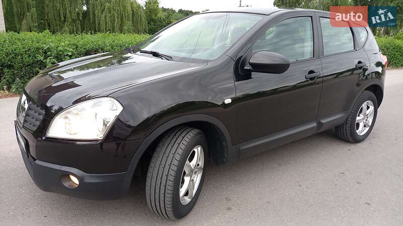 Внедорожник / Кроссовер Nissan Qashqai 2009 в 