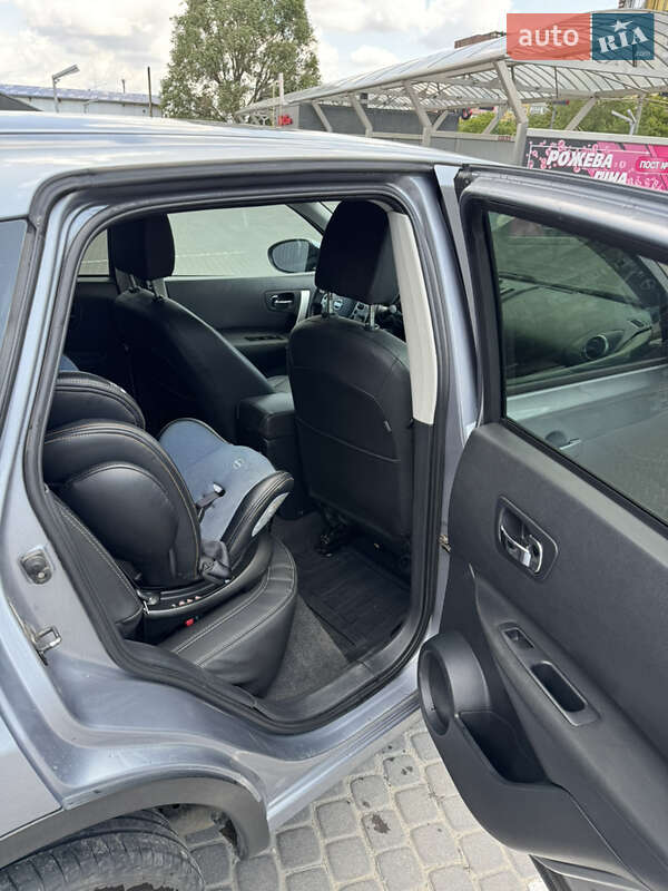 Внедорожник / Кроссовер Nissan Qashqai 2011 в Днепре