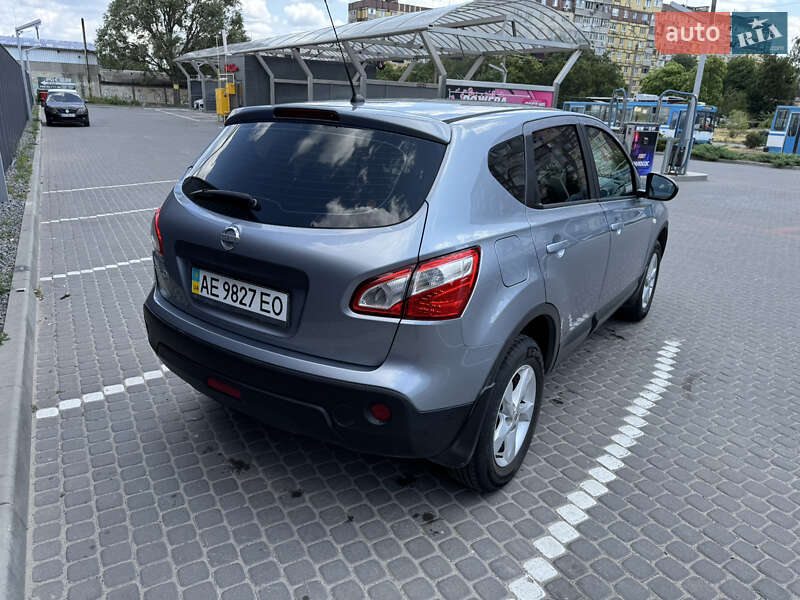 Внедорожник / Кроссовер Nissan Qashqai 2011 в Днепре