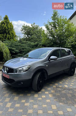 Внедорожник / Кроссовер Nissan Qashqai 2010 в Львове
