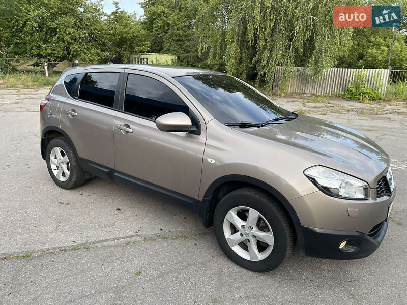 Позашляховик / Кросовер Nissan Qashqai 2012 в Полтаві