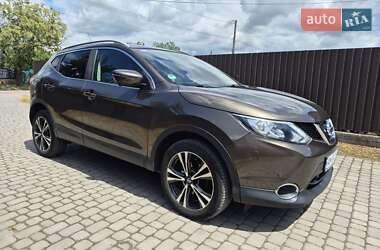Внедорожник / Кроссовер Nissan Qashqai 2015 в Бердичеве