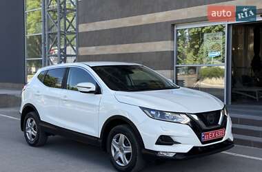 Внедорожник / Кроссовер Nissan Qashqai 2018 в 