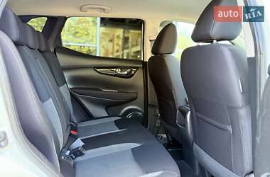 Внедорожник / Кроссовер Nissan Qashqai 2018 в 