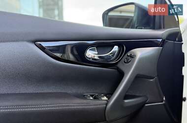 Внедорожник / Кроссовер Nissan Qashqai 2018 в 