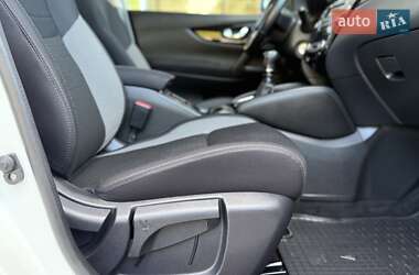 Внедорожник / Кроссовер Nissan Qashqai 2018 в 