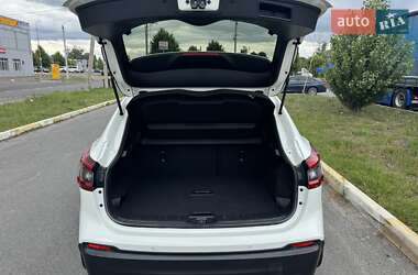 Внедорожник / Кроссовер Nissan Qashqai 2018 в 