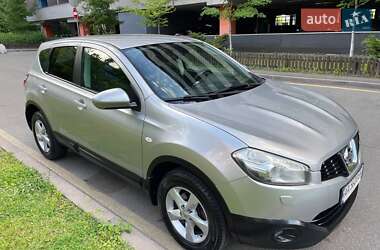 Позашляховик / Кросовер Nissan Qashqai 2011 в Києві