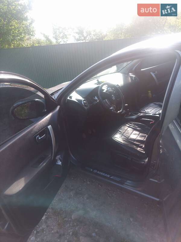 Позашляховик / Кросовер Nissan Qashqai 2013 в Івано-Франківську