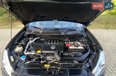 Внедорожник / Кроссовер Nissan Qashqai 2012 в 