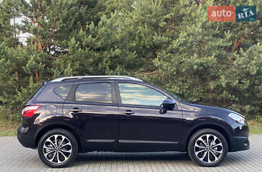 Внедорожник / Кроссовер Nissan Qashqai 2012 в 
