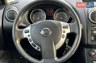 Позашляховик / Кросовер Nissan Qashqai 2009 в 