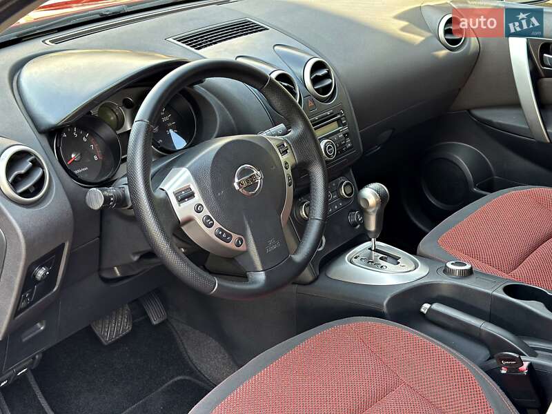 Позашляховик / Кросовер Nissan Qashqai 2008 в Одесі