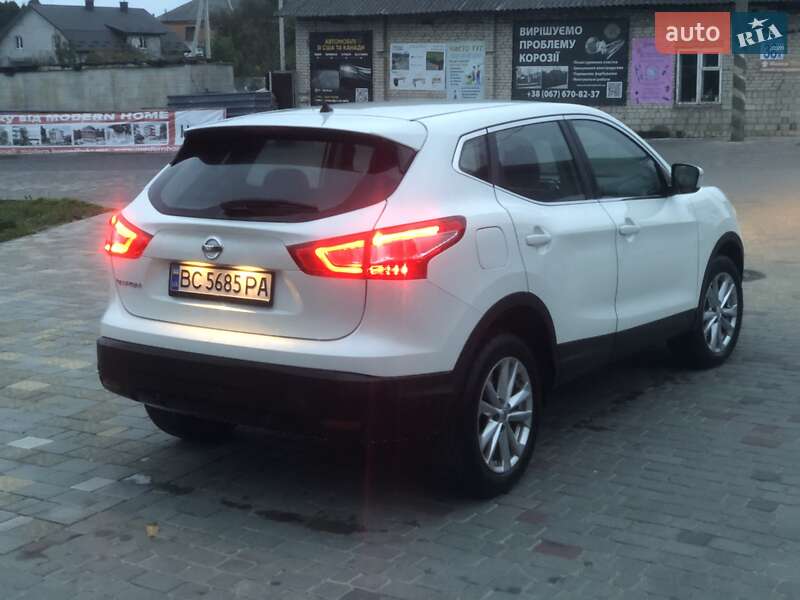 Внедорожник / Кроссовер Nissan Qashqai 2014 в Городке