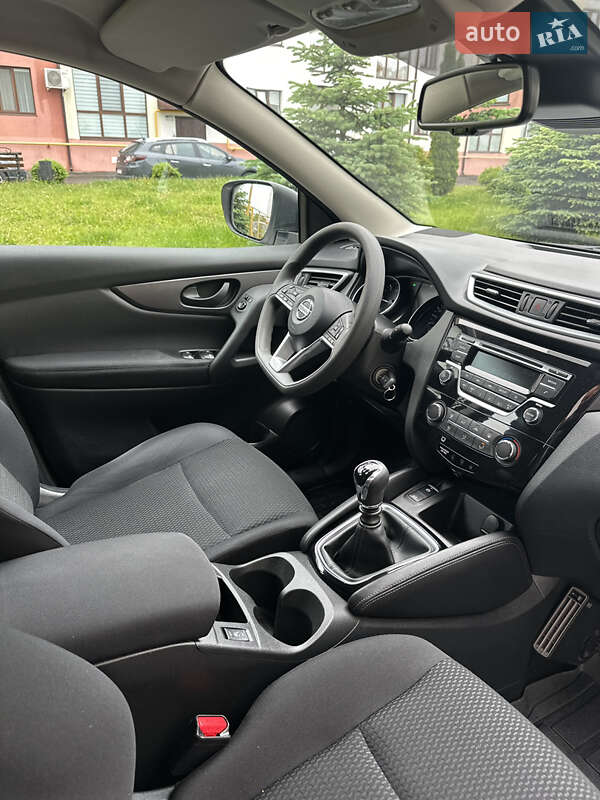 Позашляховик / Кросовер Nissan Qashqai 2018 в Рівному