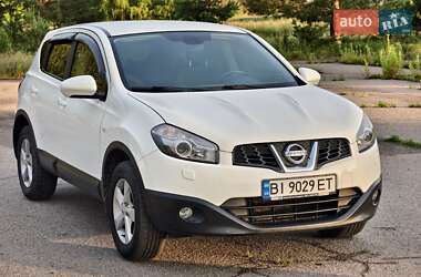 Позашляховик / Кросовер Nissan Qashqai 2011 в Нових Санжарах