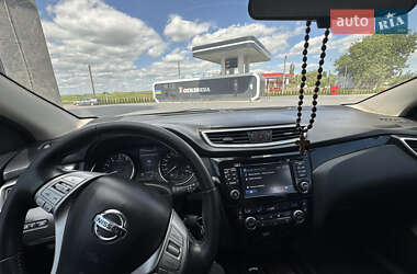 Внедорожник / Кроссовер Nissan Qashqai 2016 в 