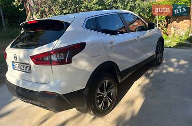 Внедорожник / Кроссовер Nissan Qashqai 2018 в 
