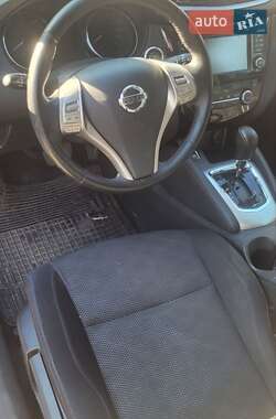 Позашляховик / Кросовер Nissan Qashqai 2017 в 