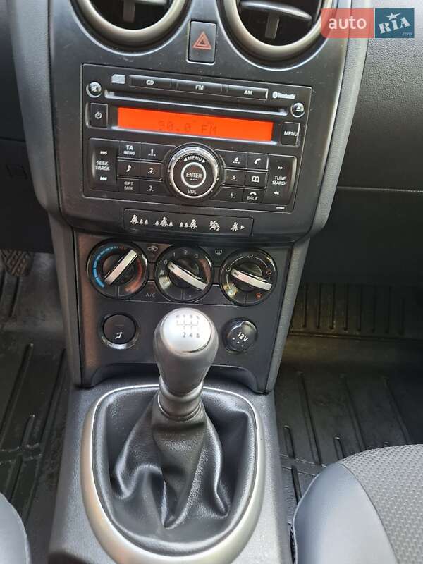 Внедорожник / Кроссовер Nissan Qashqai 2008 в Ровно