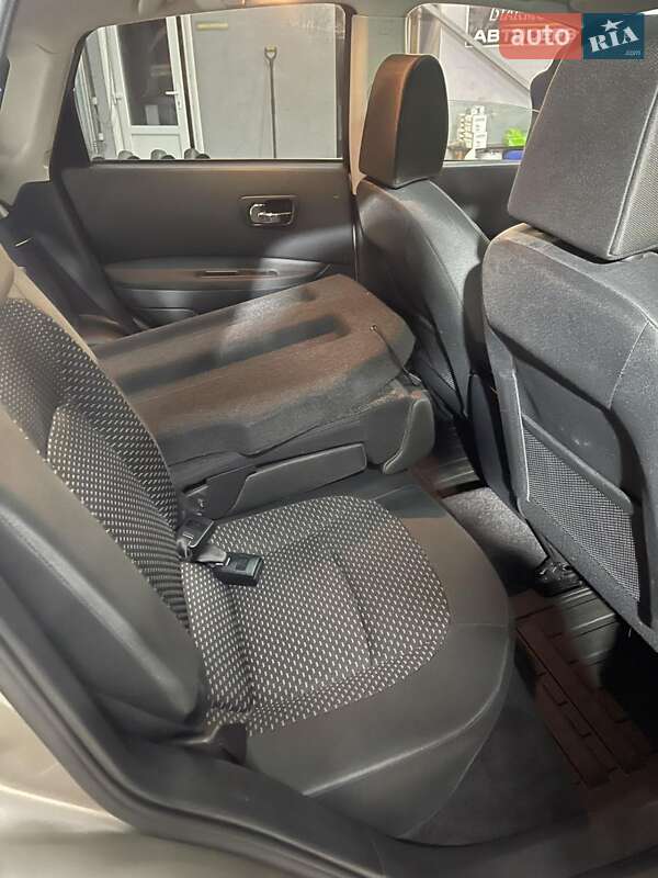 Внедорожник / Кроссовер Nissan Qashqai 2009 в Полтаве