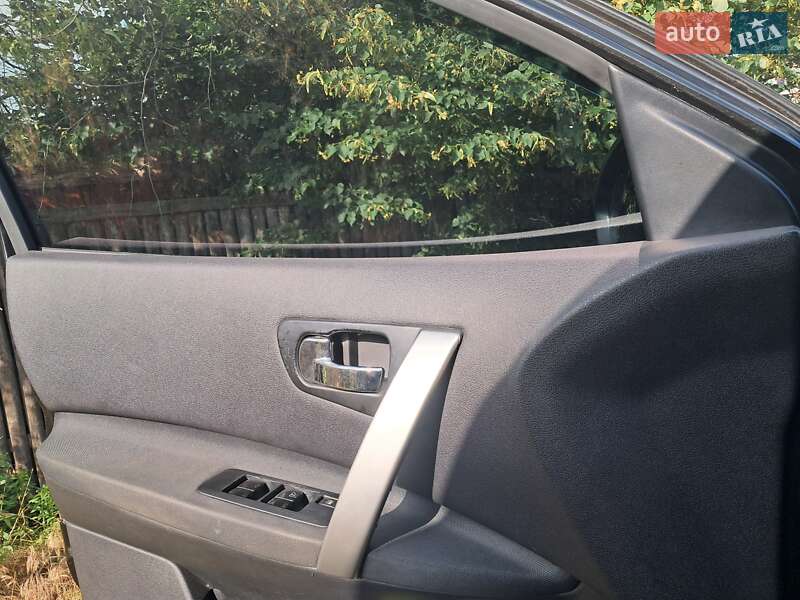 Внедорожник / Кроссовер Nissan Qashqai 2011 в Киеве