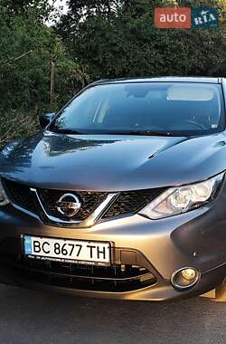 Внедорожник / Кроссовер Nissan Qashqai 2016 в Львове