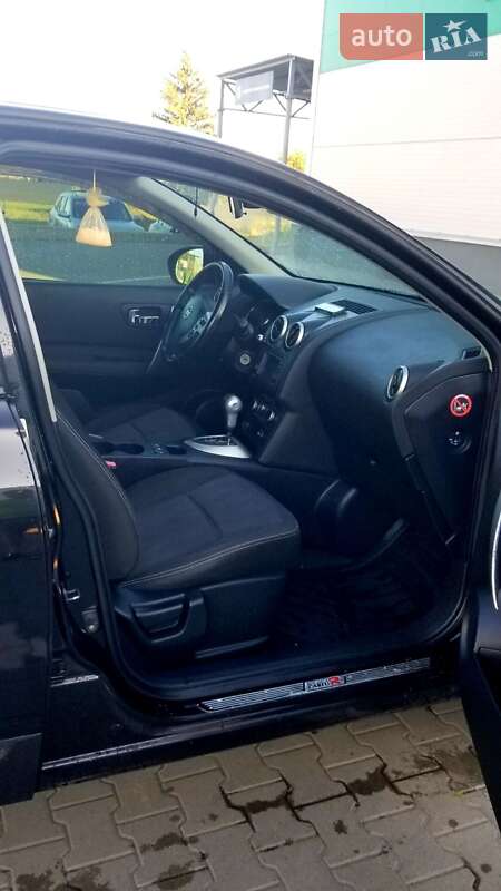 Внедорожник / Кроссовер Nissan Qashqai 2012 в Нововолынске