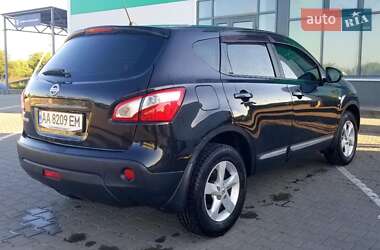 Позашляховик / Кросовер Nissan Qashqai 2012 в 